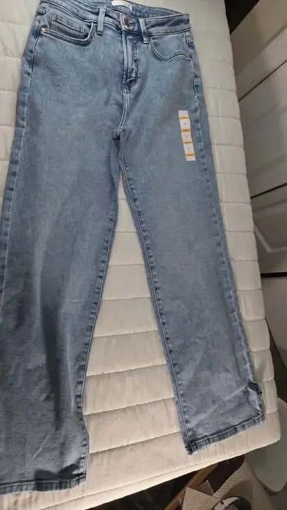 LC Lauren Conrad Women's Size 6 High Rise Light Wash Straight Leg Jeans - Picture 2 of 5